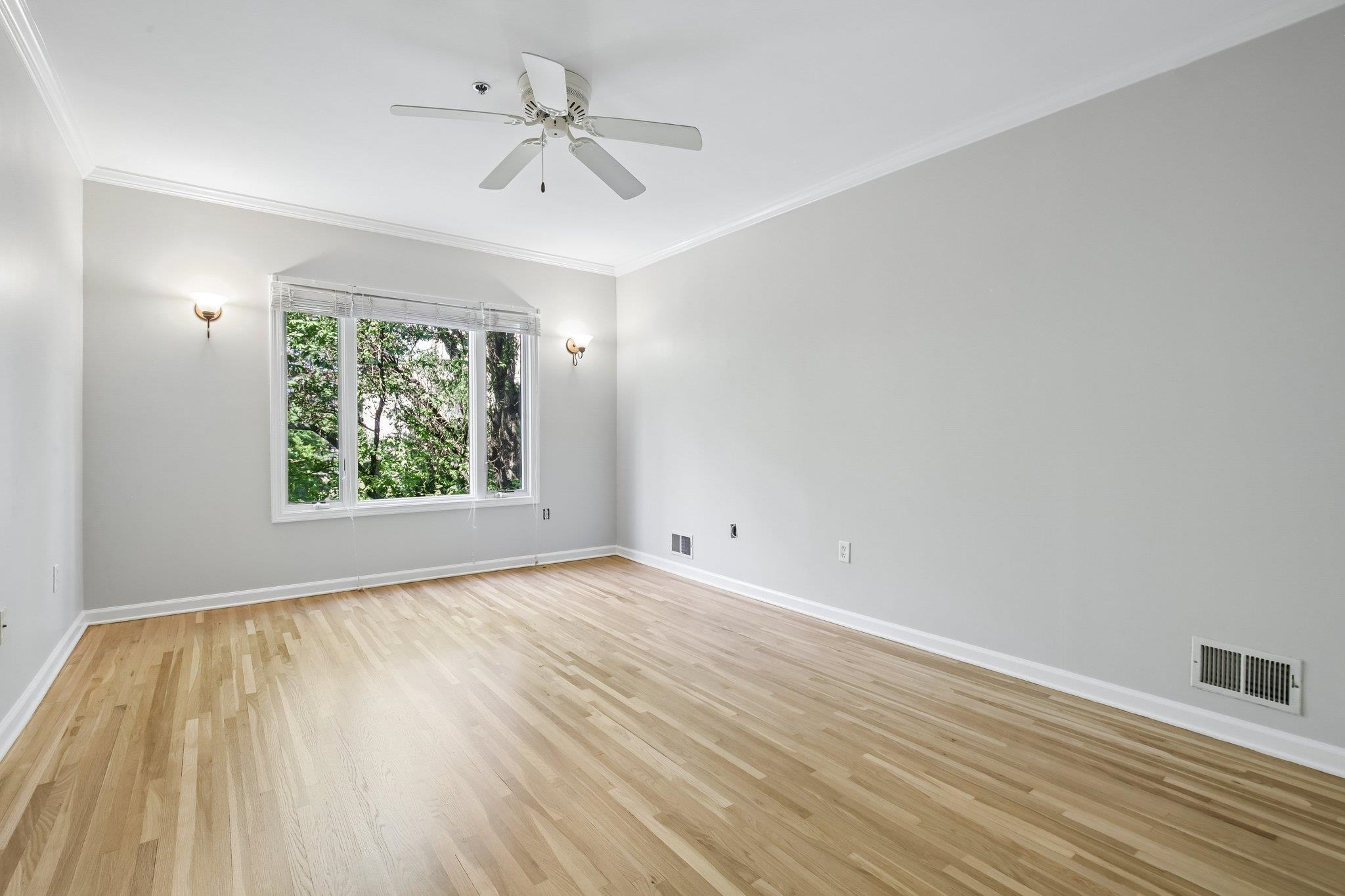 508 1ST ST 2W