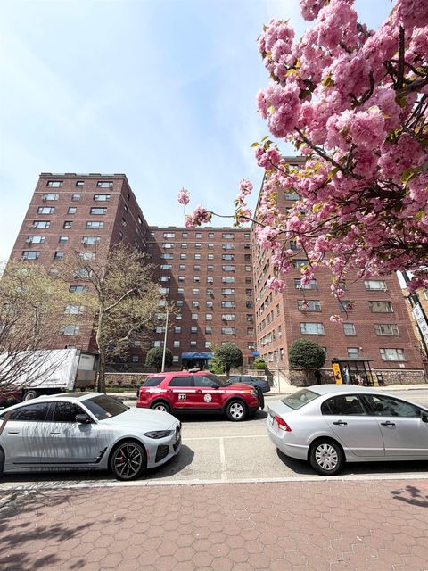 Other For Rent - 6515 Blvd East #6R<br/> West New York, NJ 07093