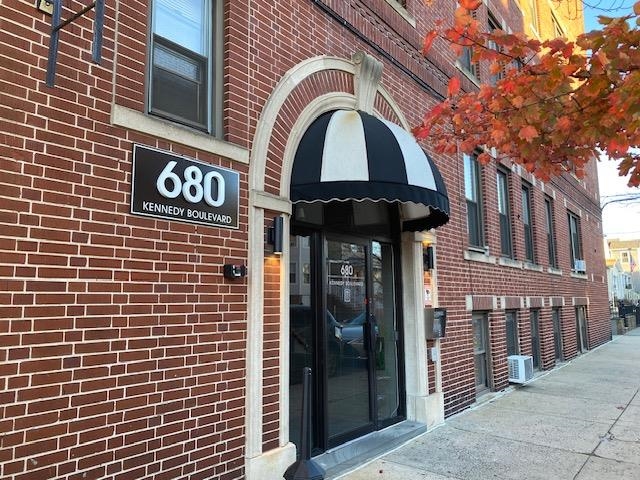 680 Kennedy Blvd #406, Bayonne, New Jersey image 2