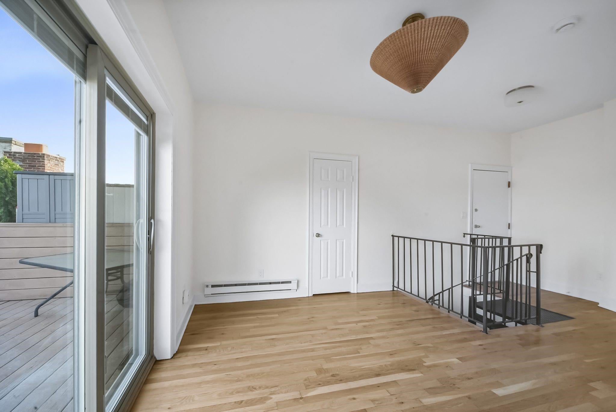 164 OGDEN AVE 405