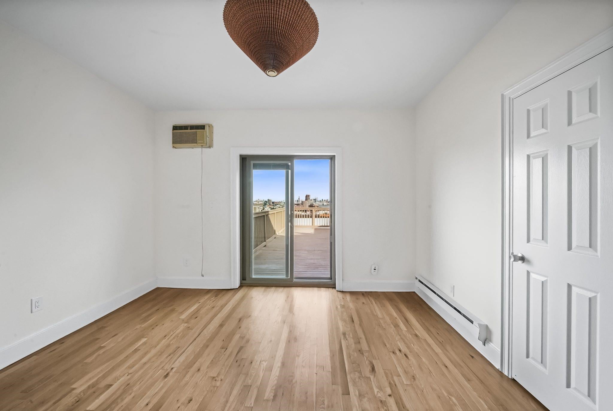 164 OGDEN AVE 405