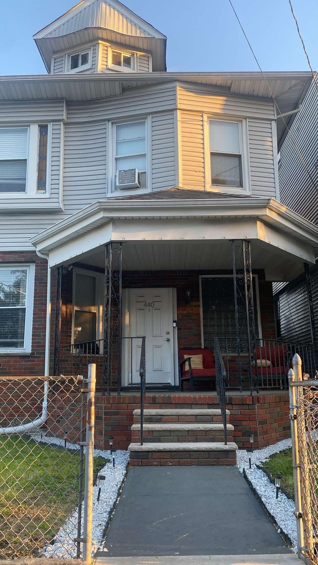 440 Park Ave, Paterson, New Jersey image 1