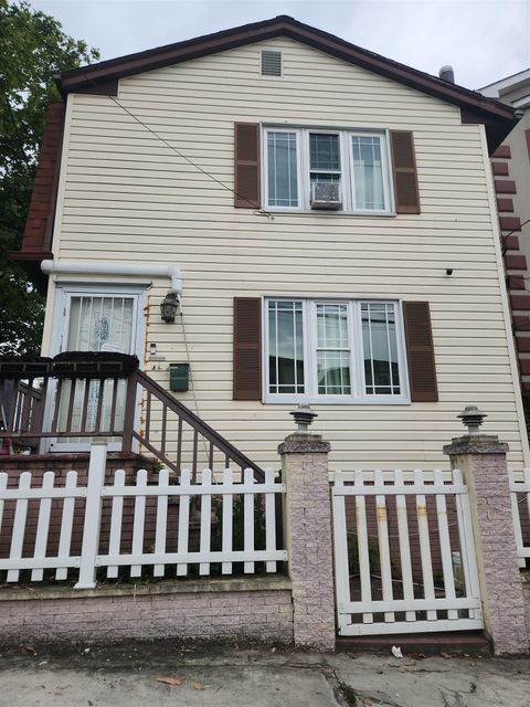 Homes For Rent - 39 Terhune Ave #2<br/> Jersey City, NJ 07305