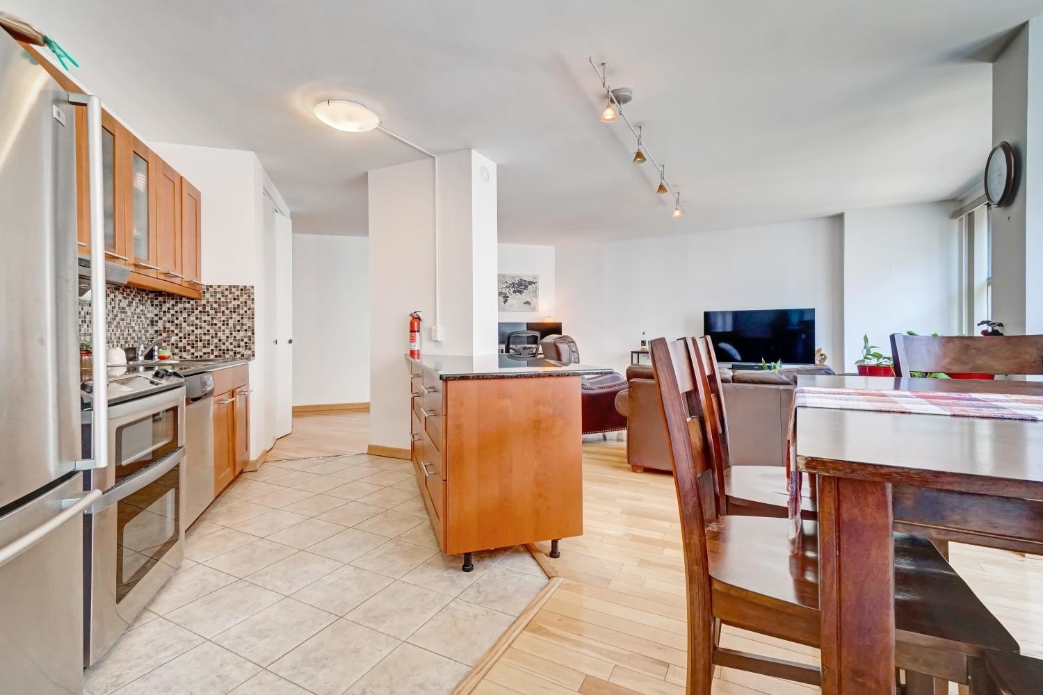7004 Kennedy Blvd #2B, Guttenberg, New Jersey image 11