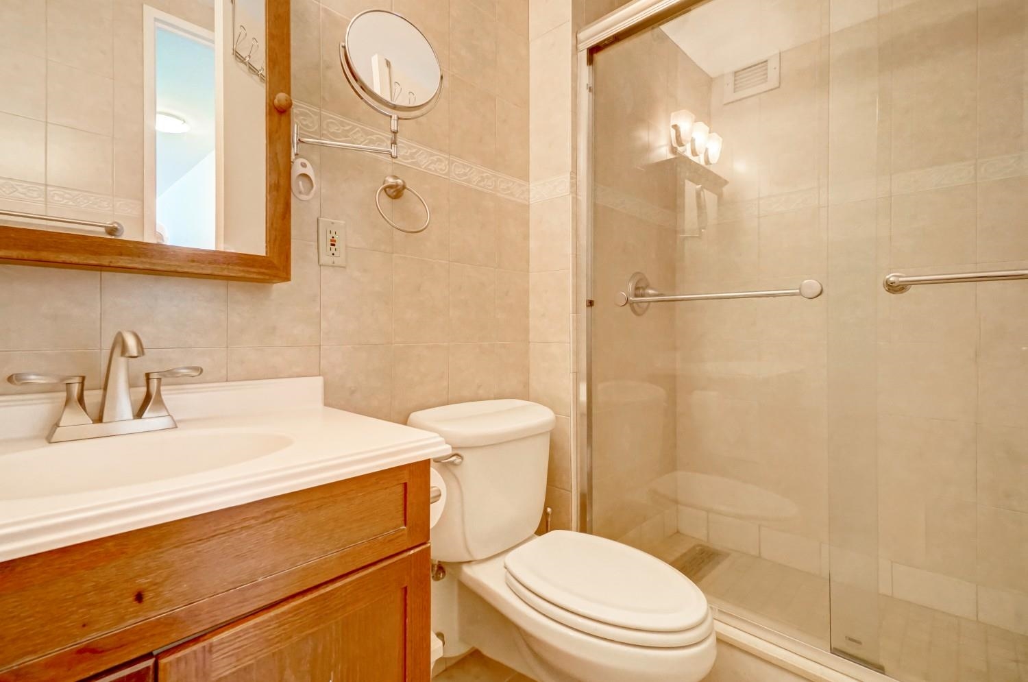 7004 Kennedy Blvd #2B, Guttenberg, New Jersey image 17
