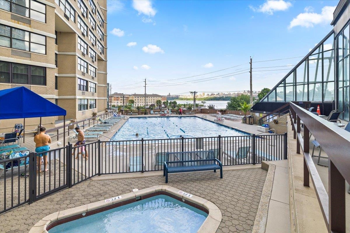 7000 Blvd East #40B, Guttenberg, New Jersey image 43