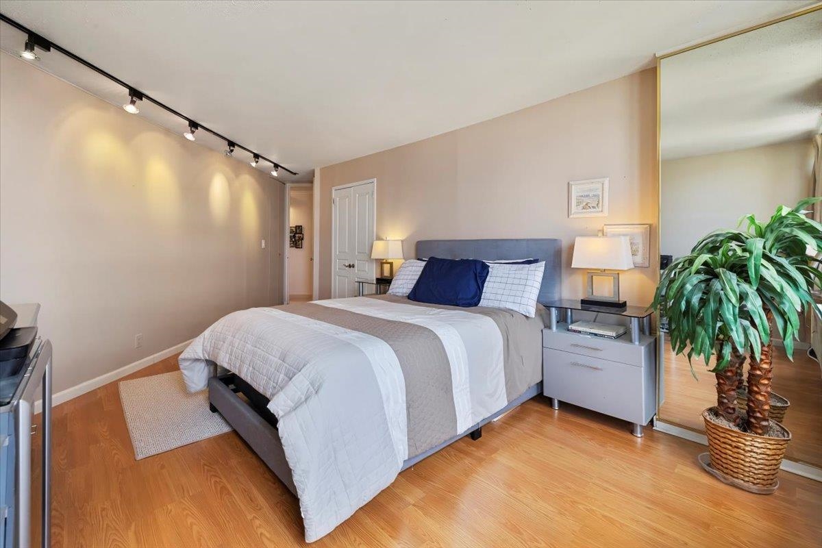 7000 Blvd East #40B, Guttenberg, New Jersey image 21