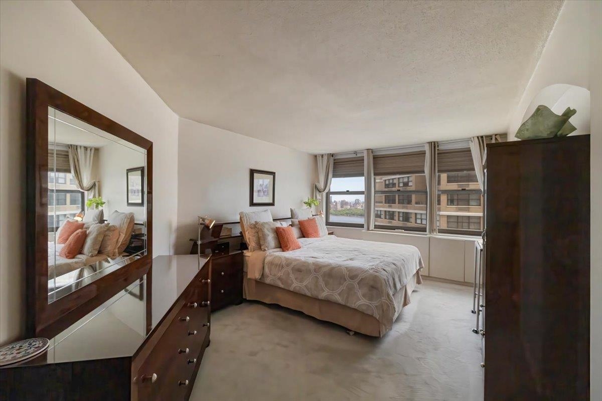 7000 Blvd East #40B, Guttenberg, New Jersey image 28