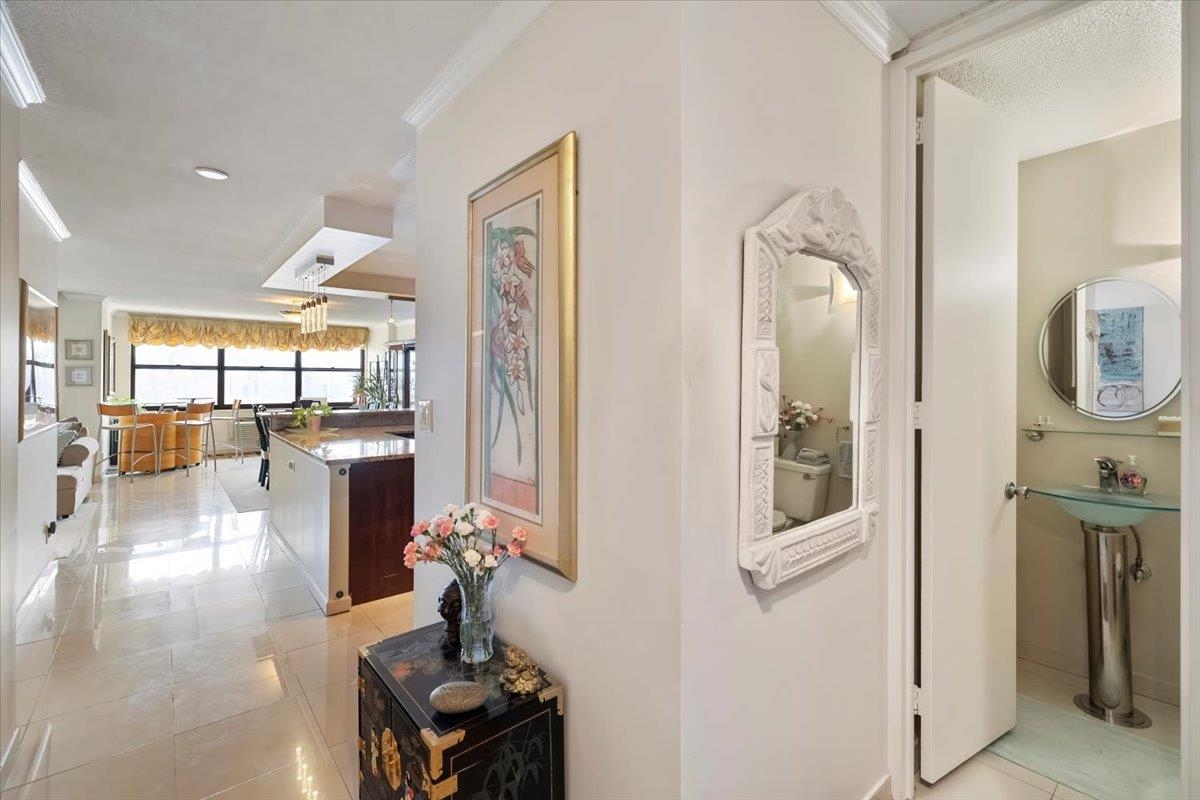 7000 Blvd East #40B, Guttenberg, New Jersey image 18