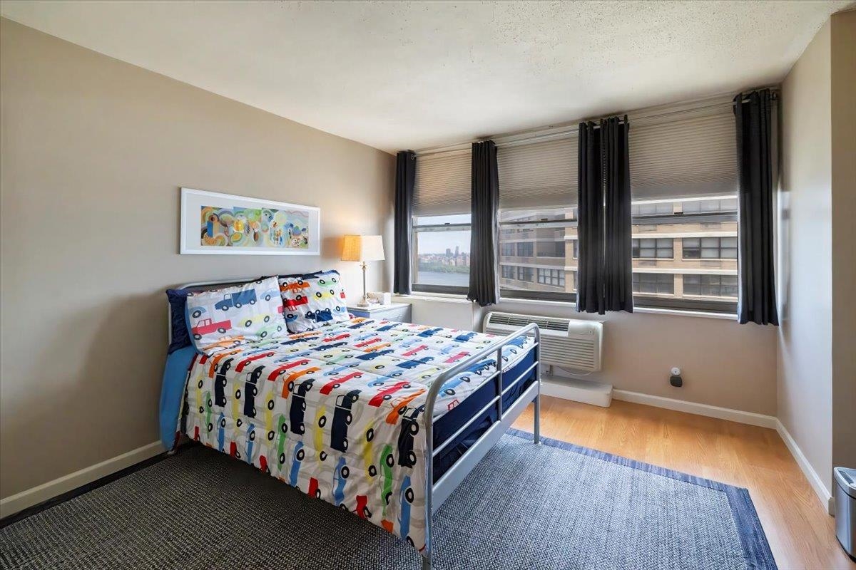 7000 Blvd East #40B, Guttenberg, New Jersey image 23