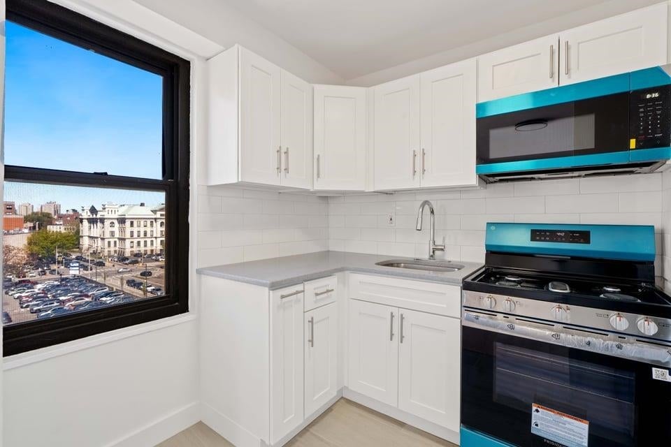 135 MONTGOMERY ST 7F