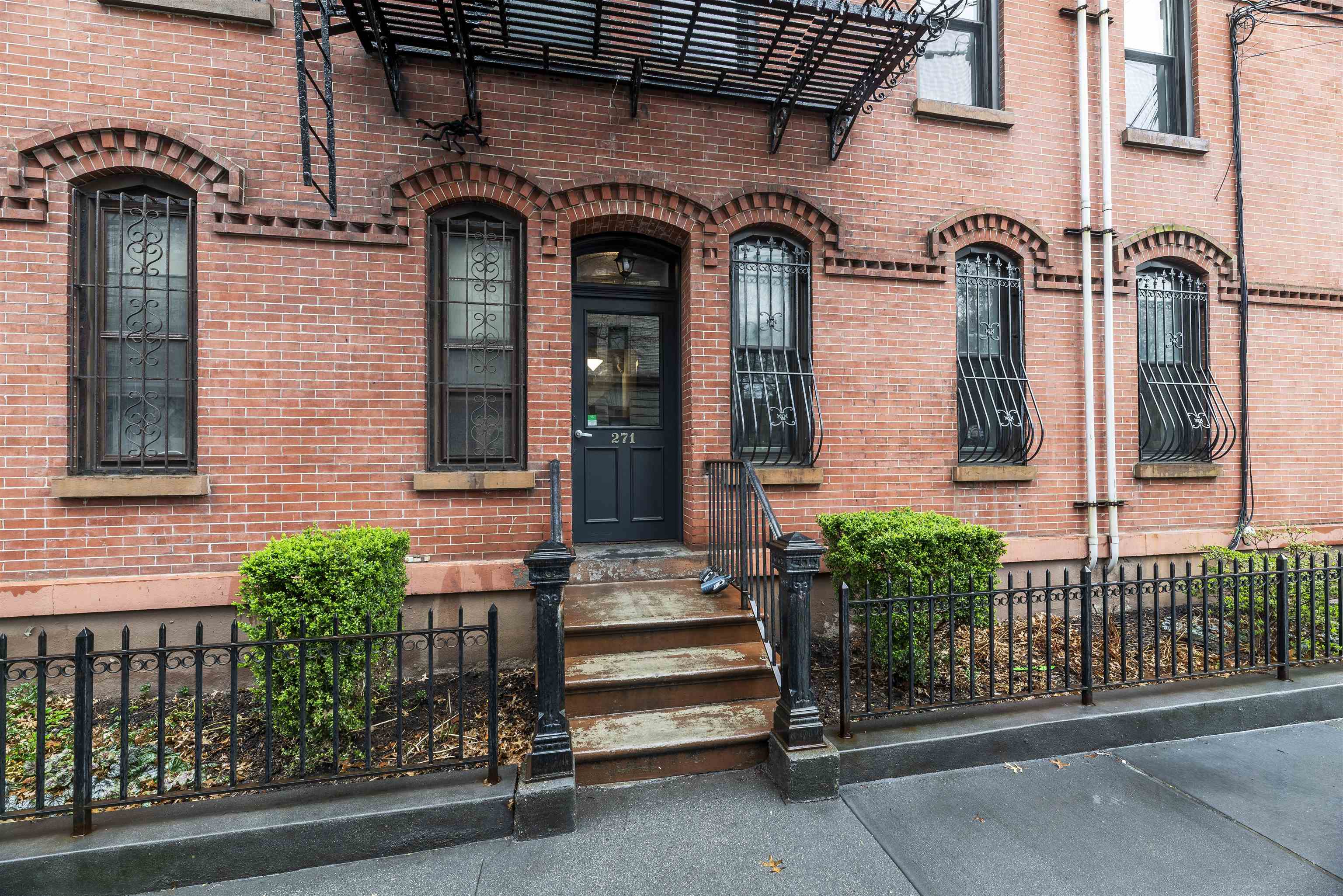 271 York St #203, Jersey City, New Jersey image 2