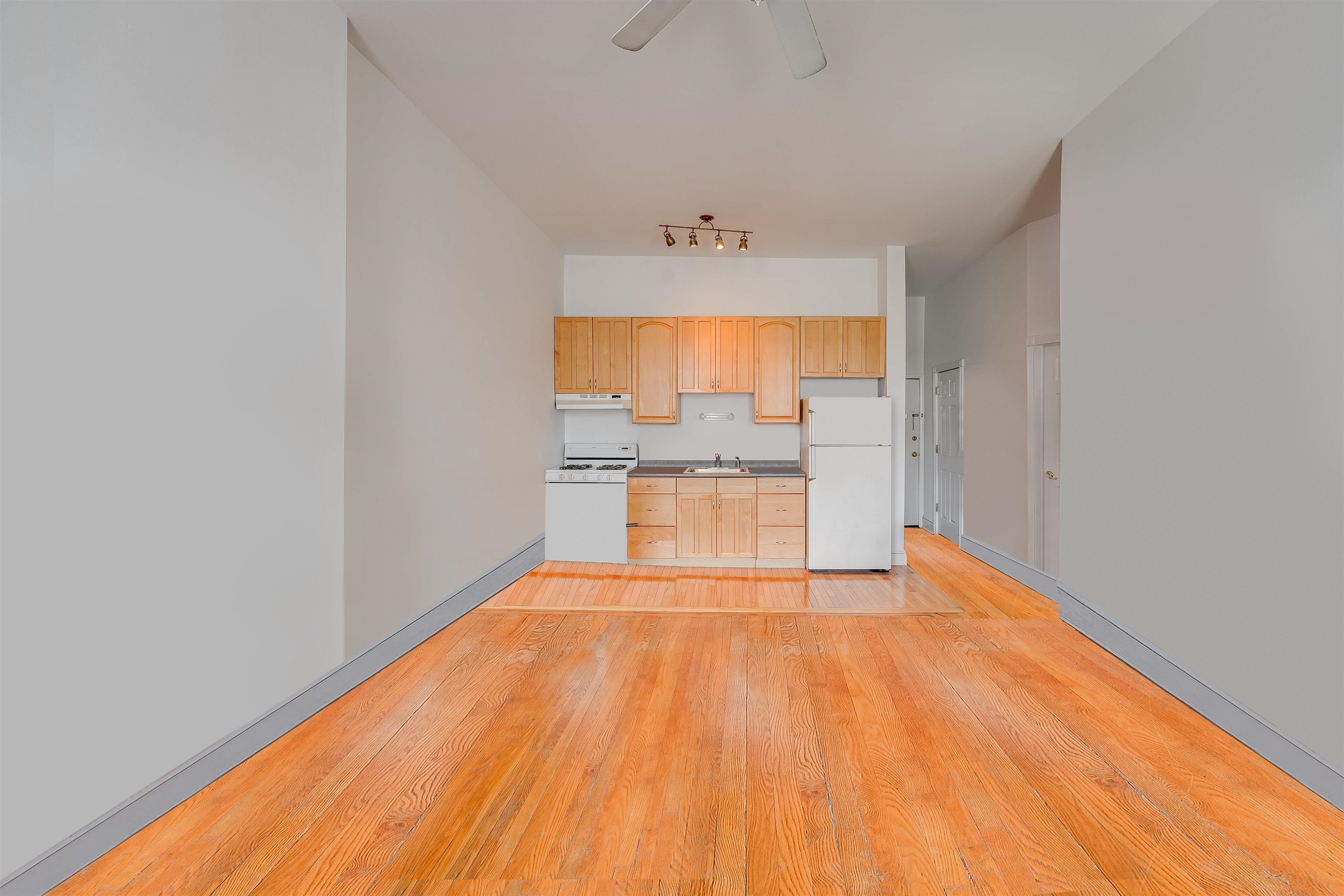 832 Washington St #4, Hoboken, New Jersey image 6