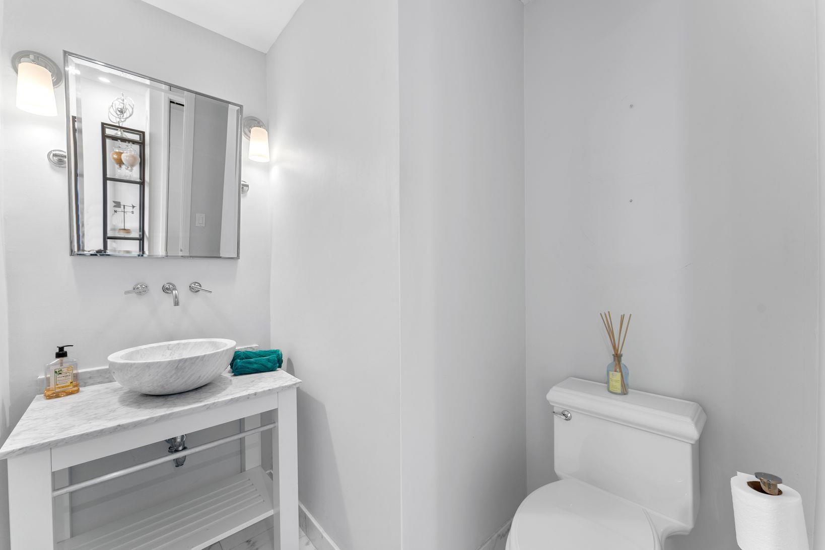 600 Harbor Blvd #903, Weehawken, New Jersey image 21