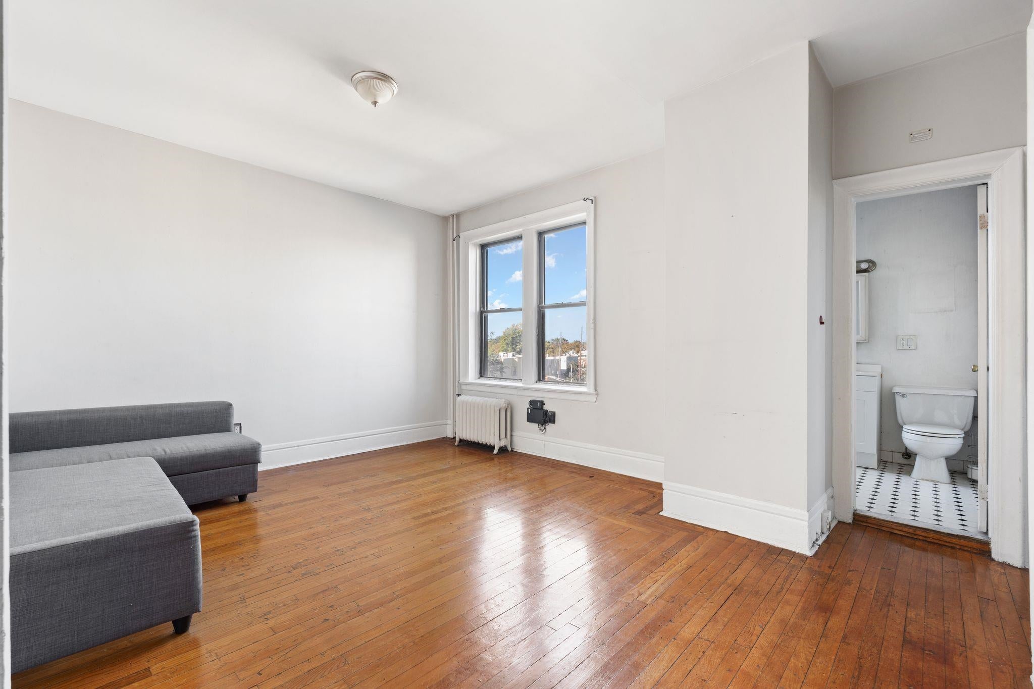 429 FAIRMOUNT AVE 410