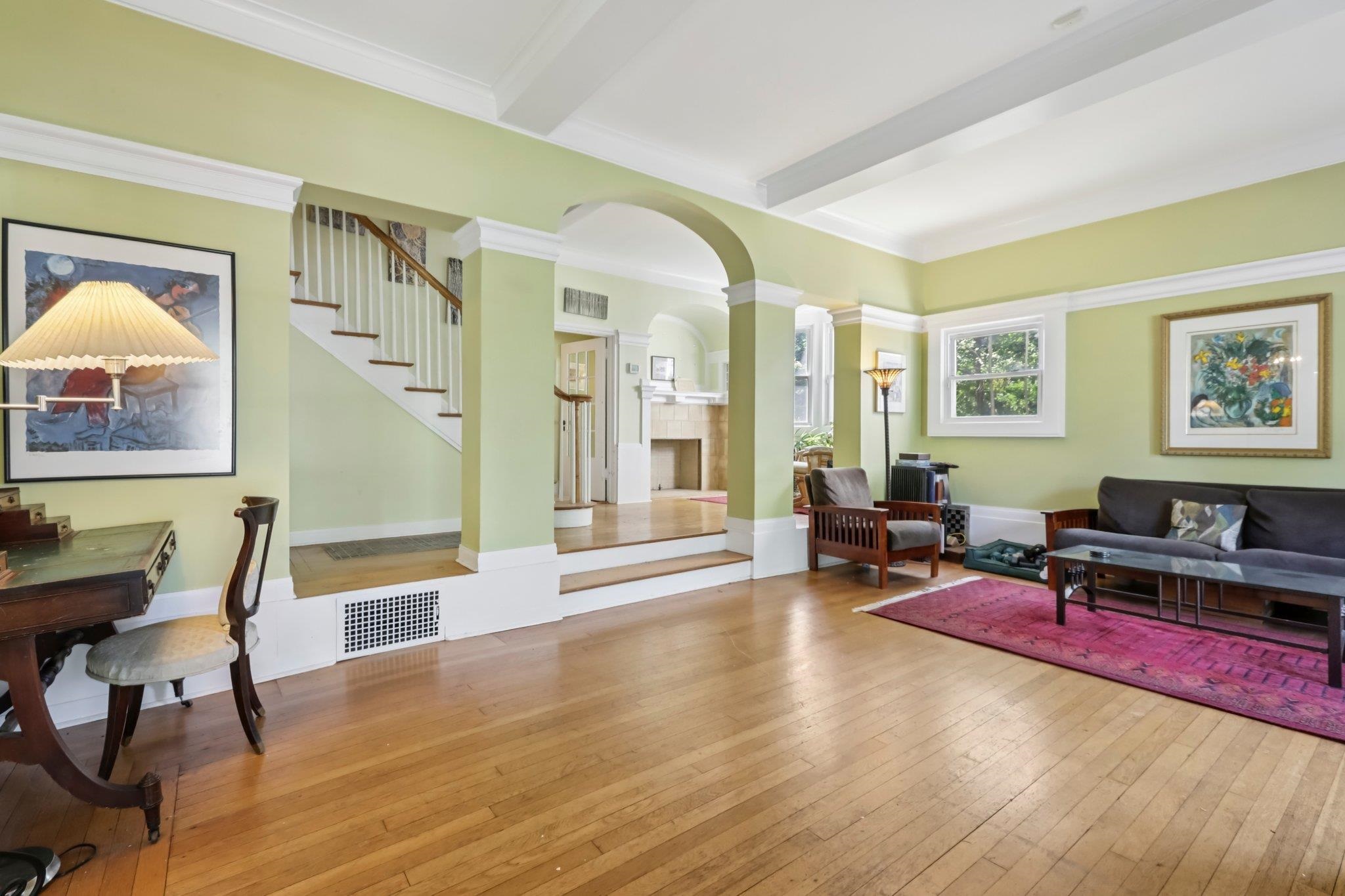 299 RIDGEWOOD AVE
