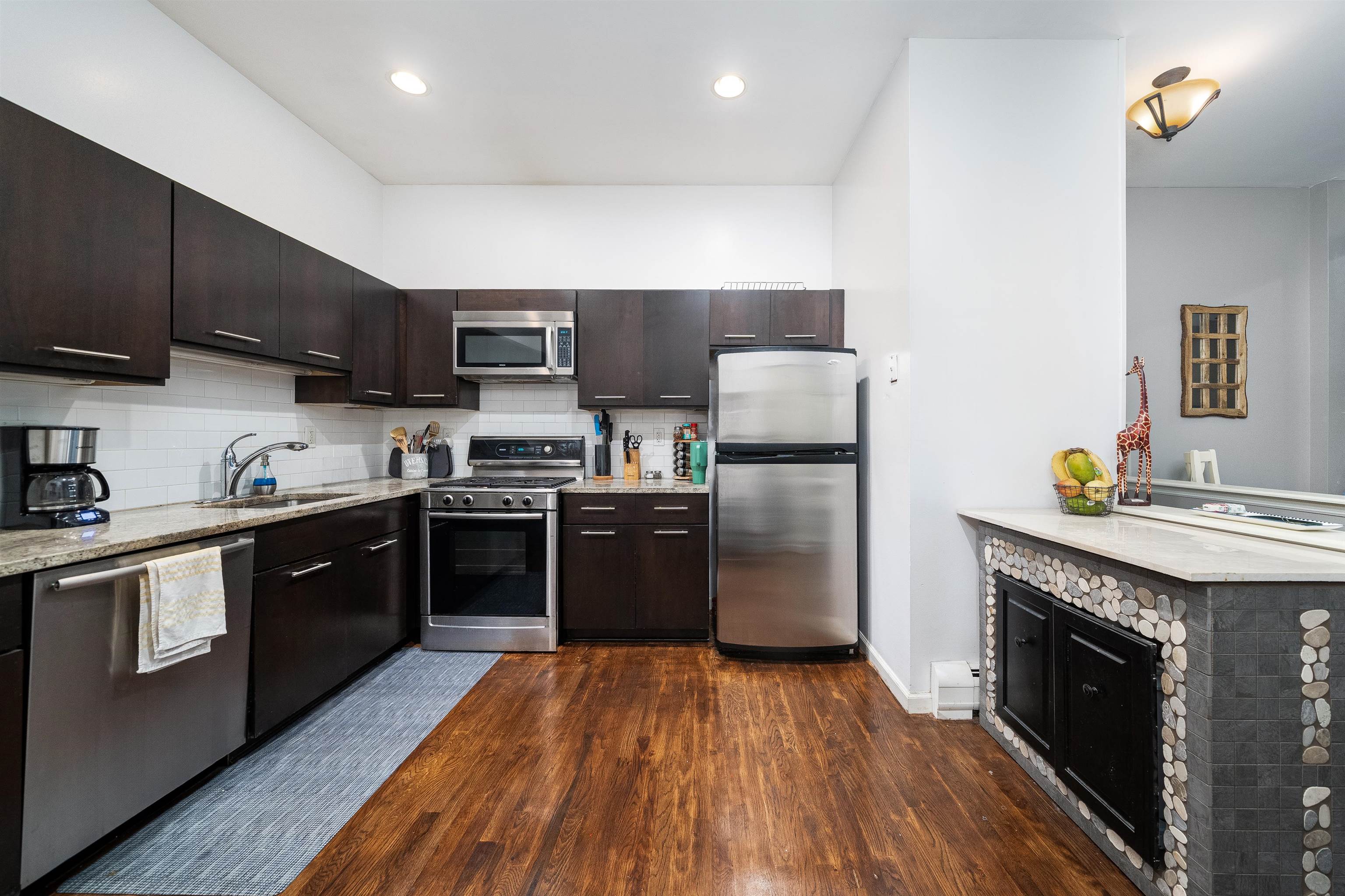 501 ADAMS ST 1D