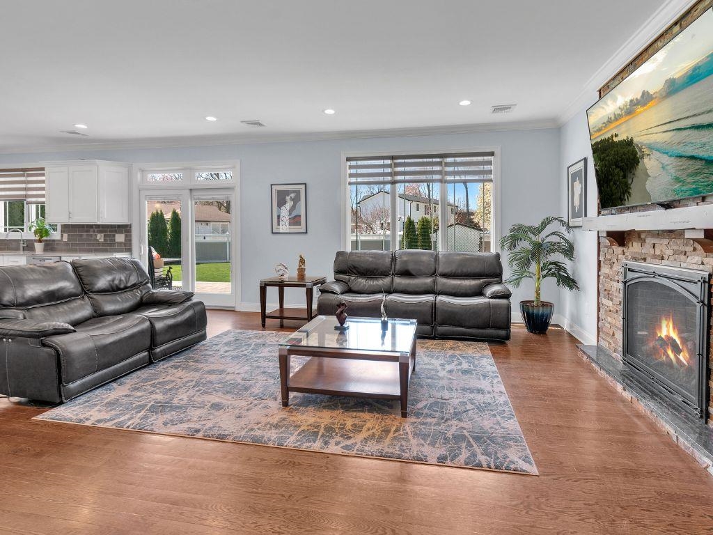 183 Oak Ave, River Edge, New Jersey image 9