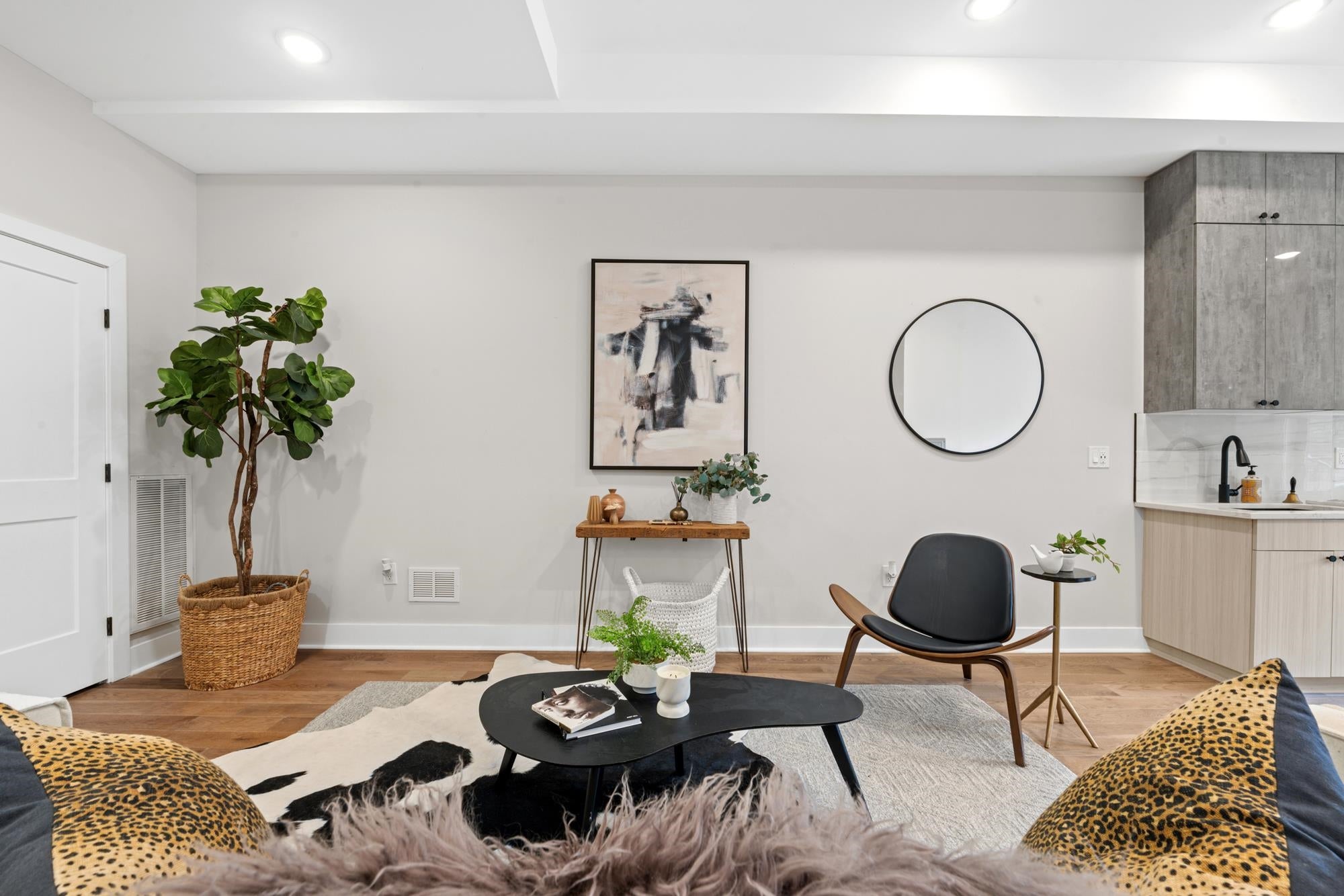 Search Homes 4 545 PALISADE AVE 2