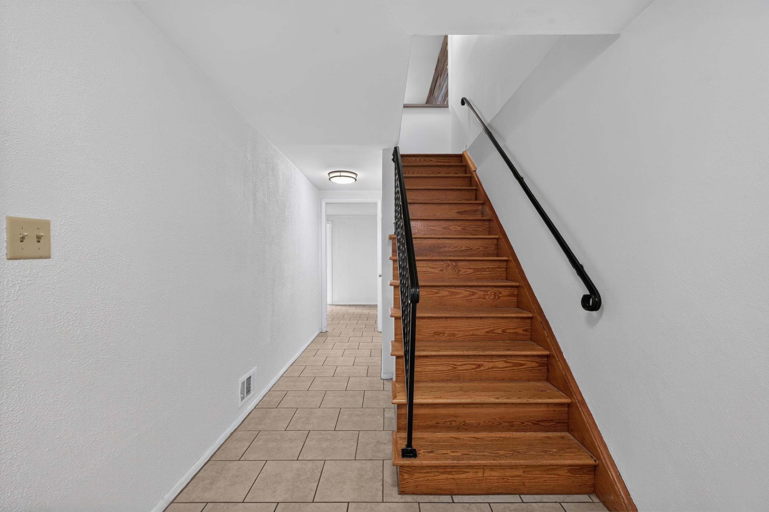 87 WEST 9TH ST C