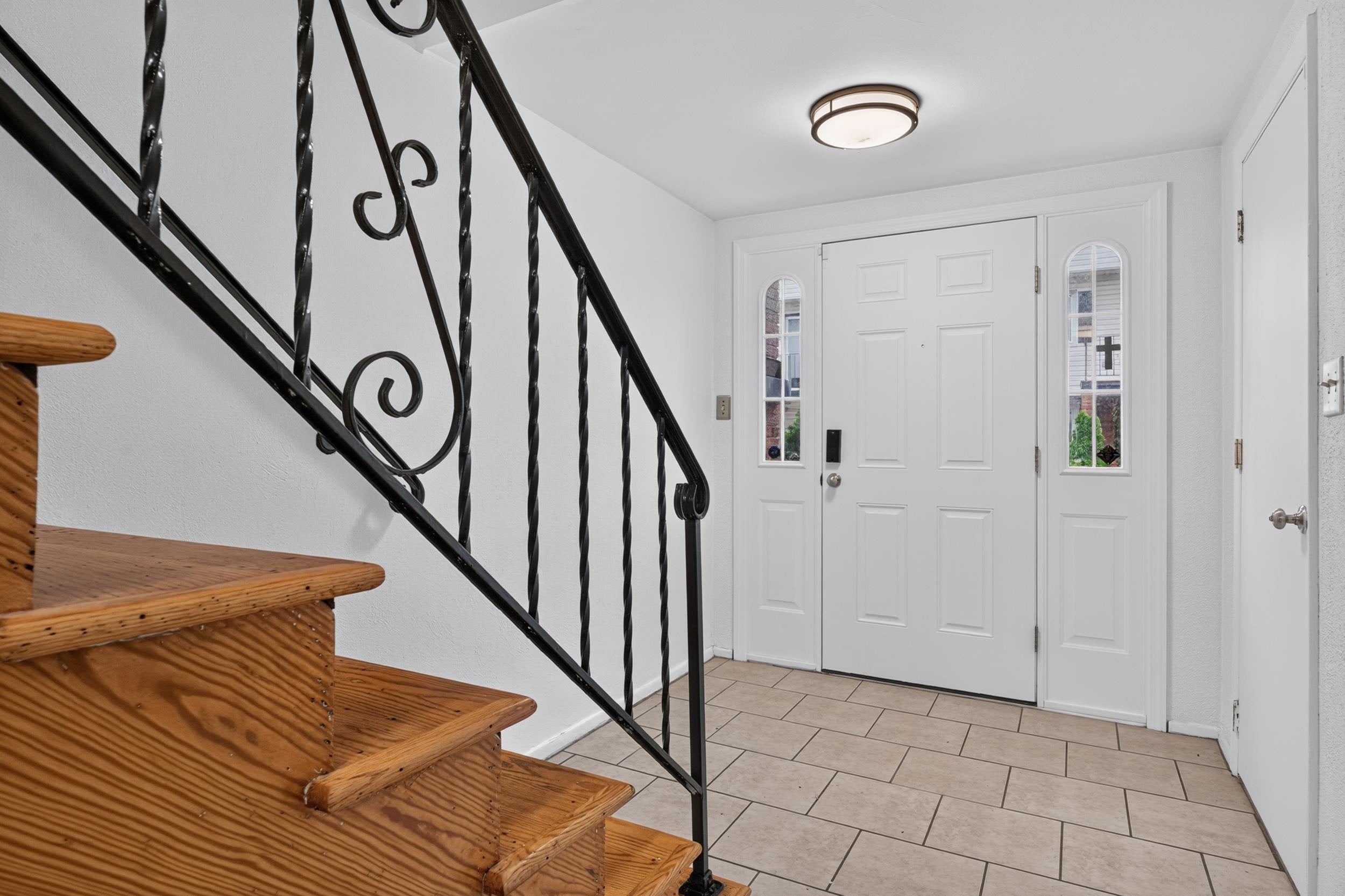 87 WEST 9TH ST C