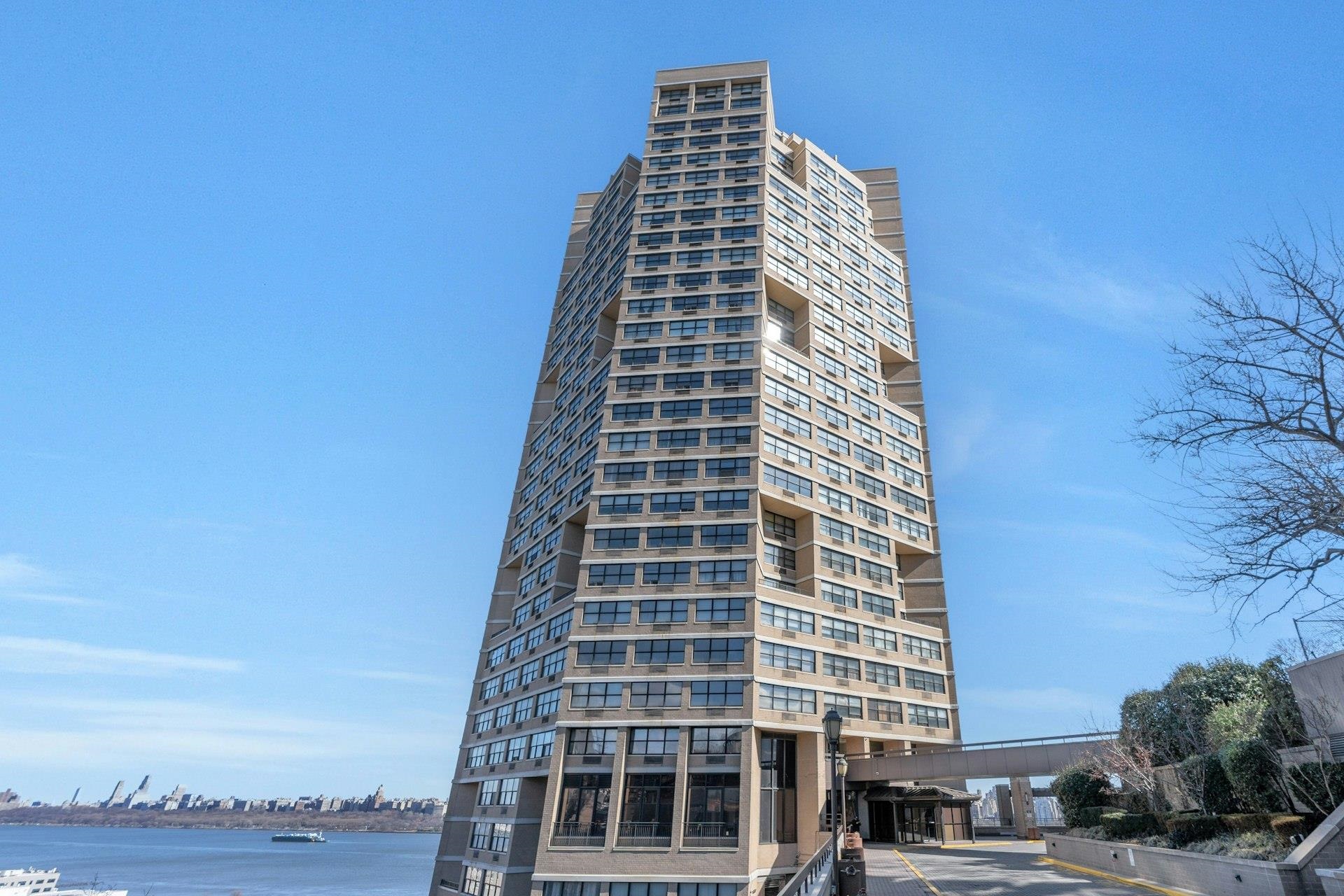 7004 Blvd East #33D, Guttenberg, New Jersey image 16