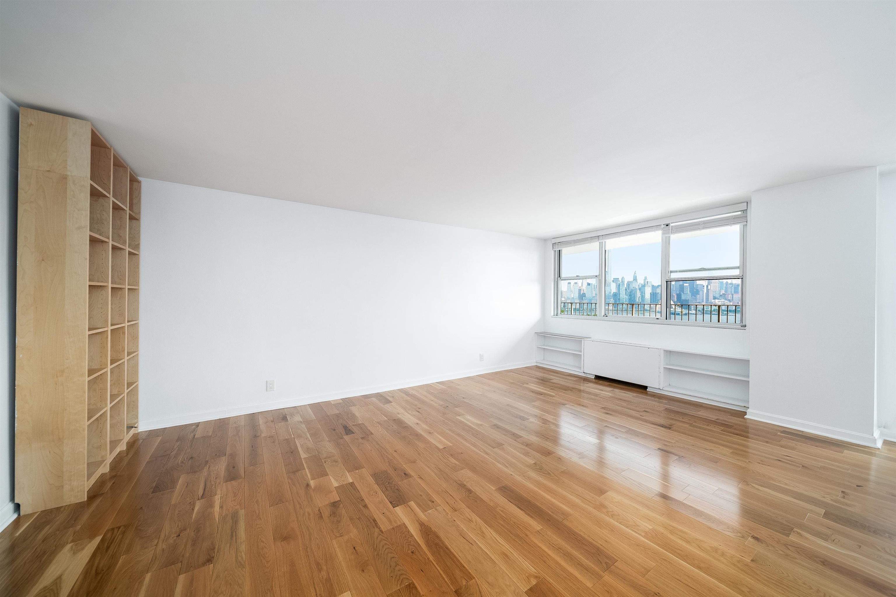 6040 Blvd East #5E, West New York, New Jersey image 3