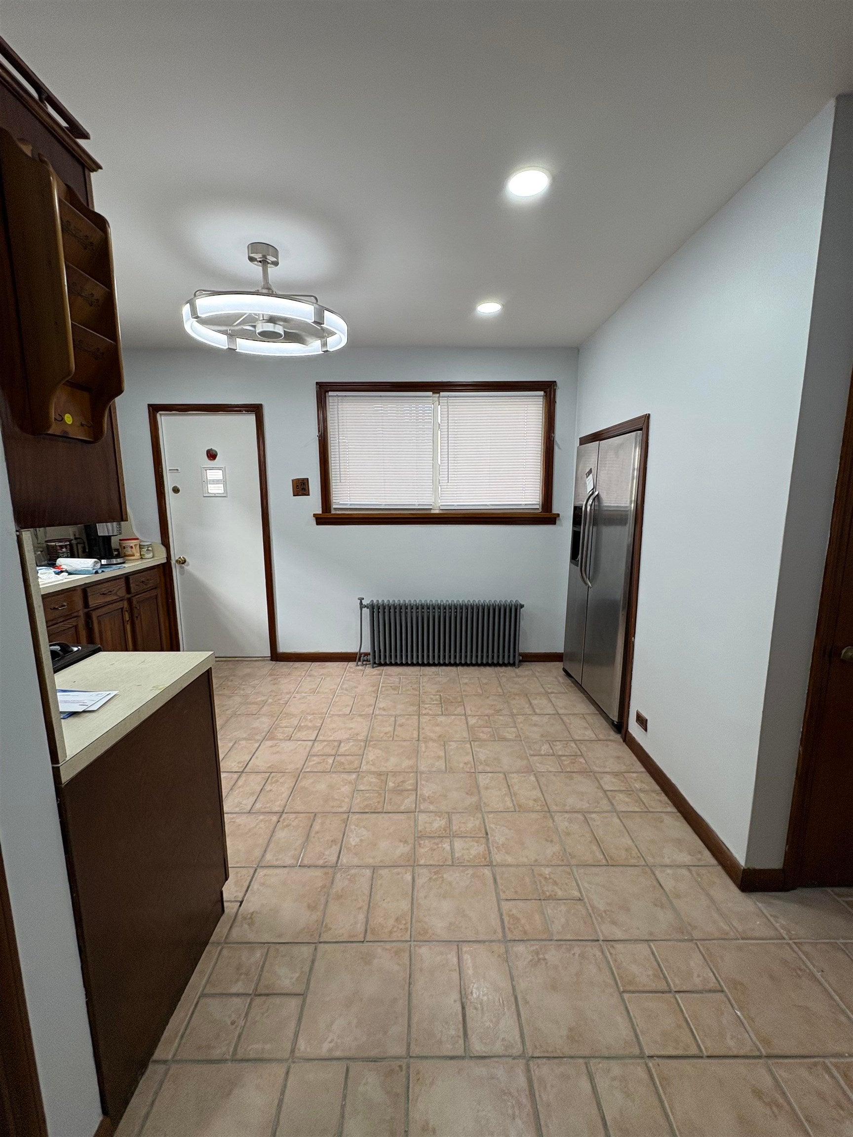 127-129 WEST 3RD ST 1 - Photo 2