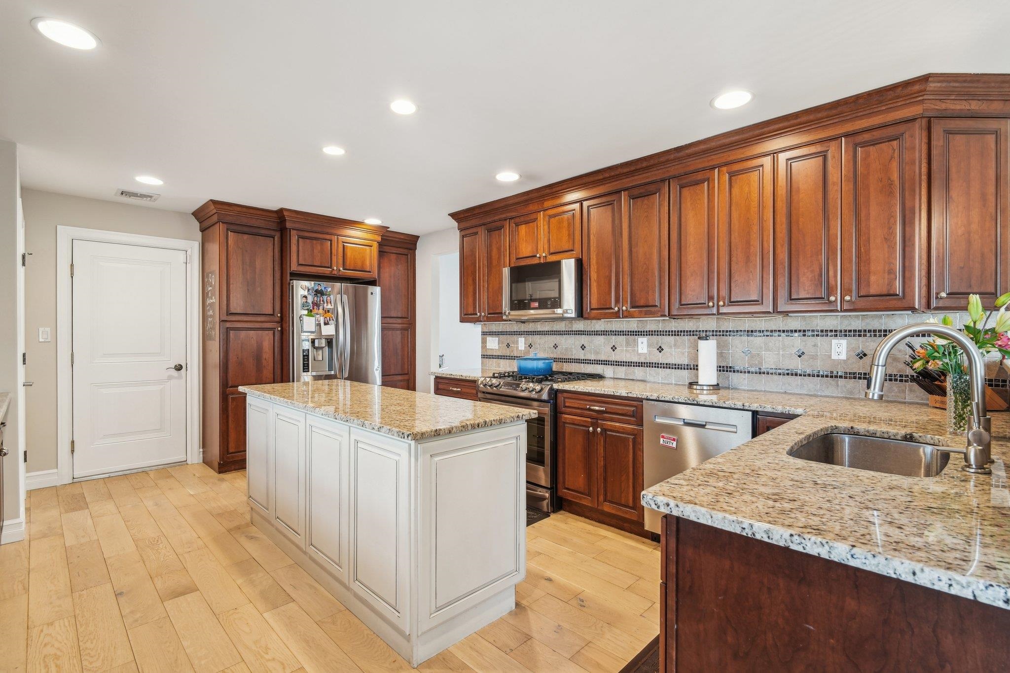 416 West Ave, Northvale, New Jersey image 8