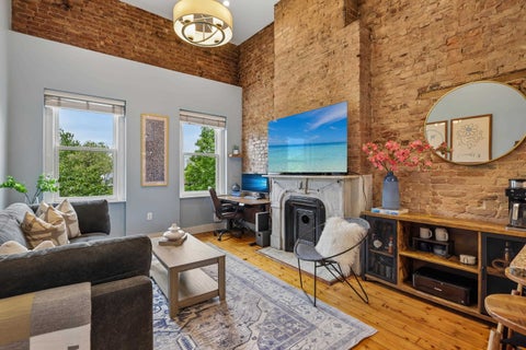 Condo For Sale - 229 3rd St #4L<br/> Jersey City, NJ 07302
