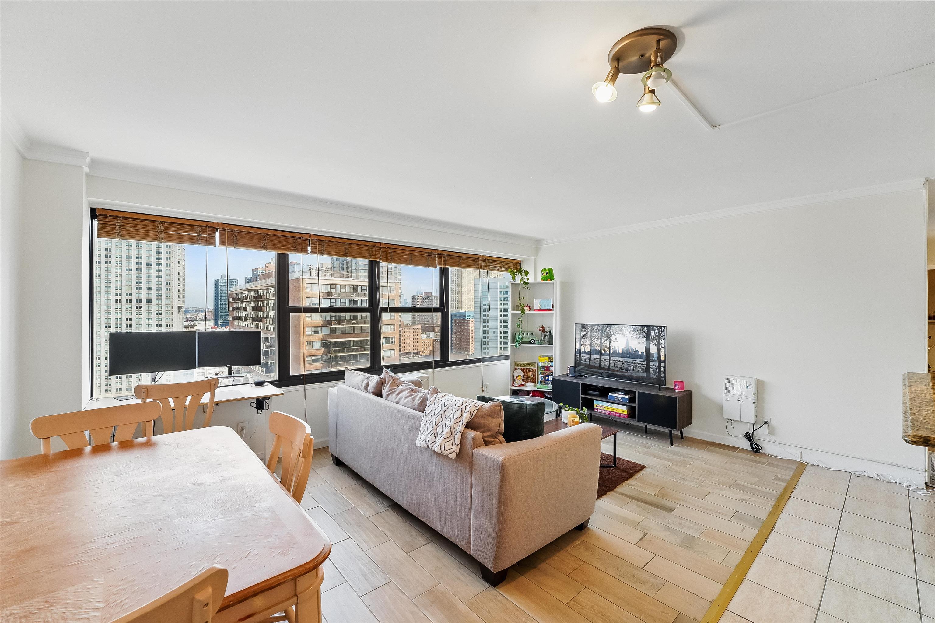 135 Montgomery St #20H, Jersey City, New Jersey image 8