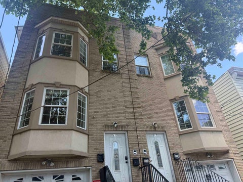 Homes For Rent - 215 Delaware Ave #1<br/> Jersey City, NJ 07306