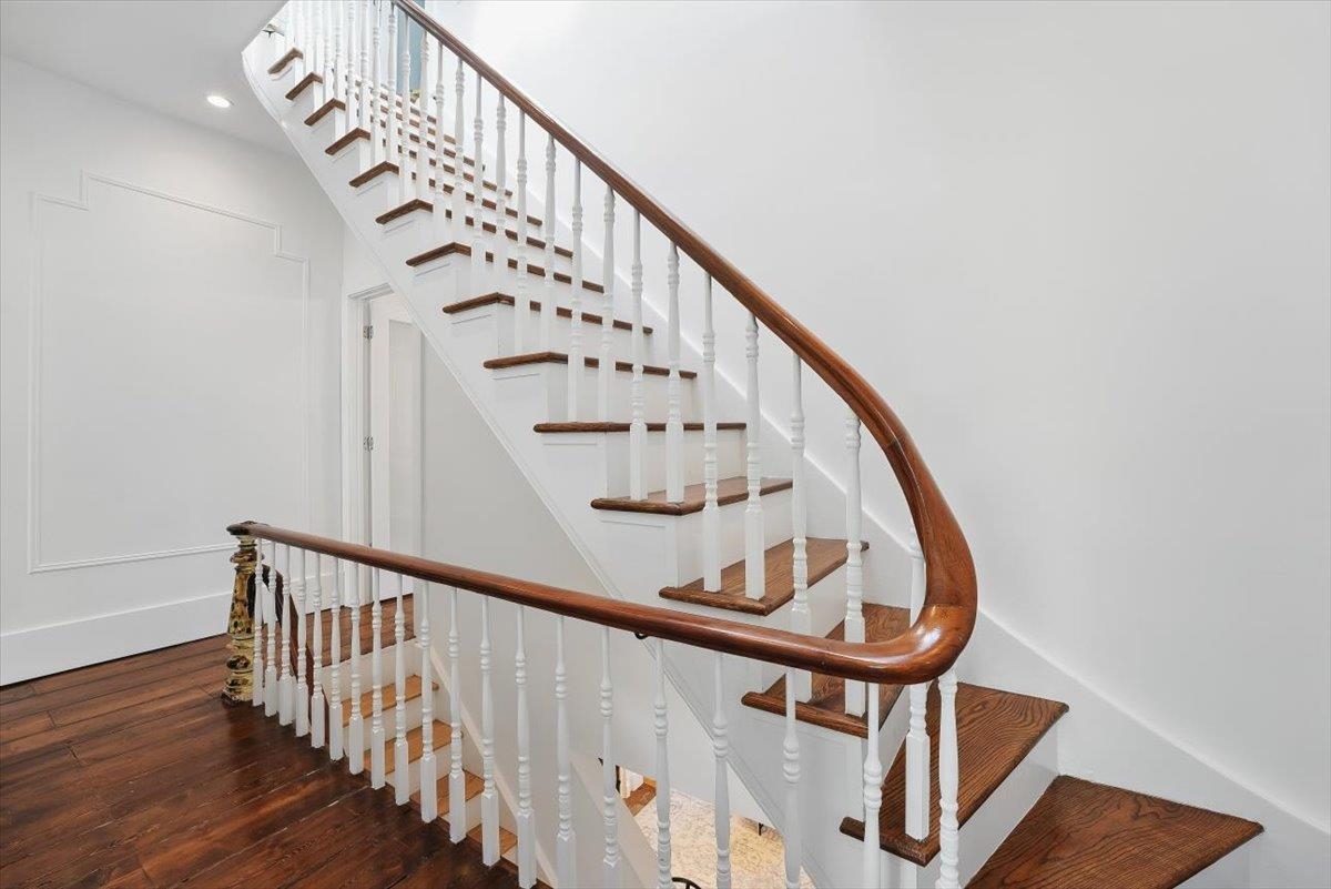 207 7th St, Hoboken, New Jersey image 28