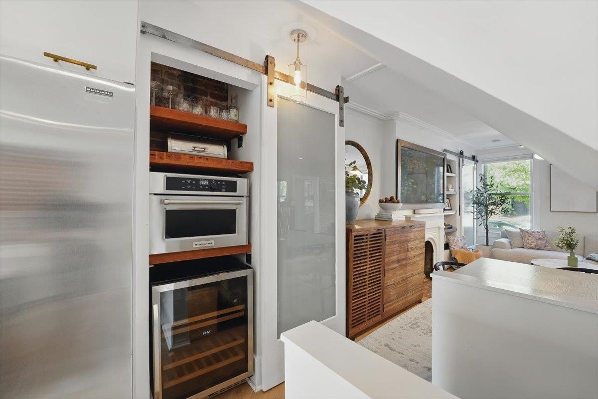 207 7th St, Hoboken, New Jersey image 6