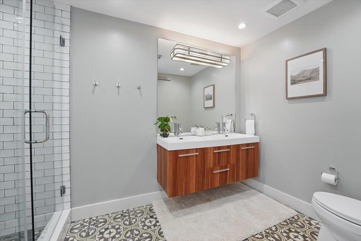 207 7th St, Hoboken, New Jersey image 40