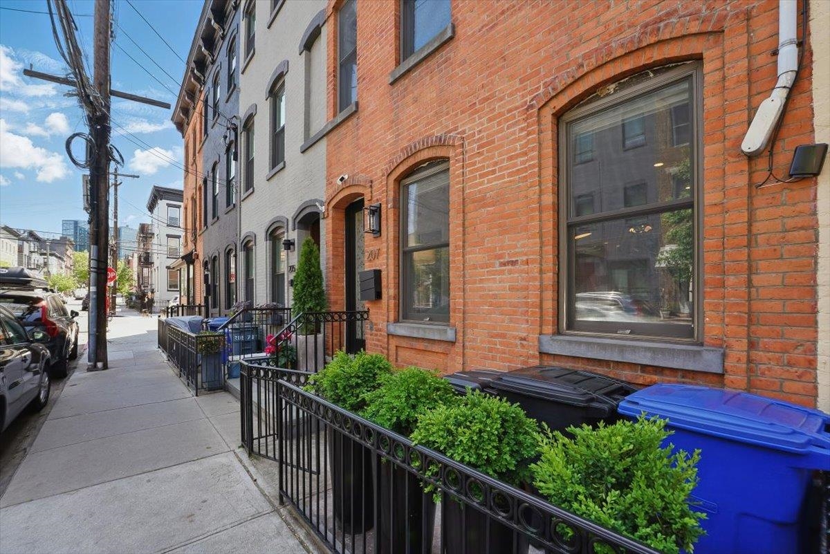 207 7th St, Hoboken, New Jersey image 49
