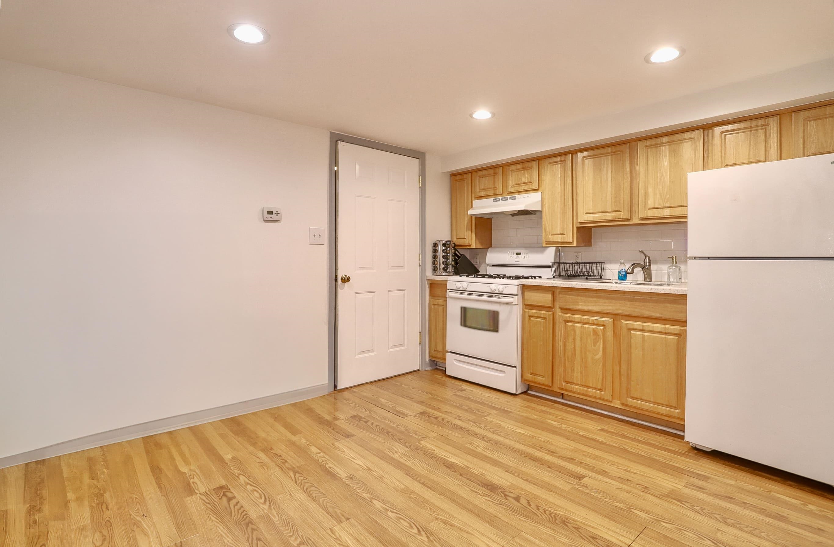 62 Park St, Jersey City, New Jersey image 21