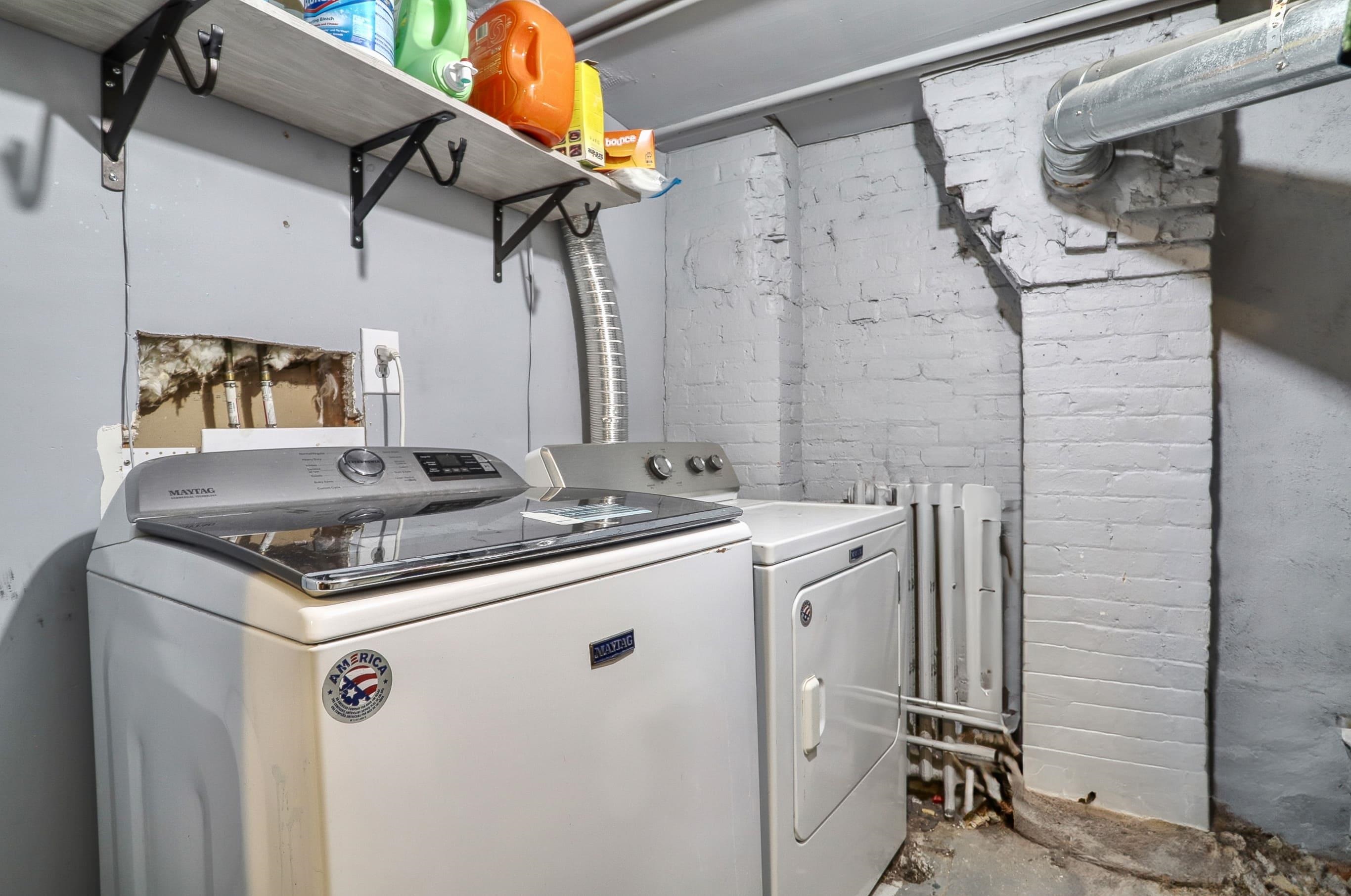 62 Park St, Jersey City, New Jersey image 22