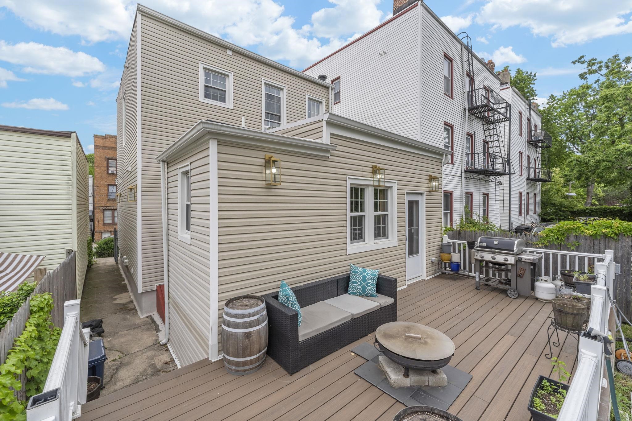 22 Belvidere Ave, Jersey City, New Jersey image 29
