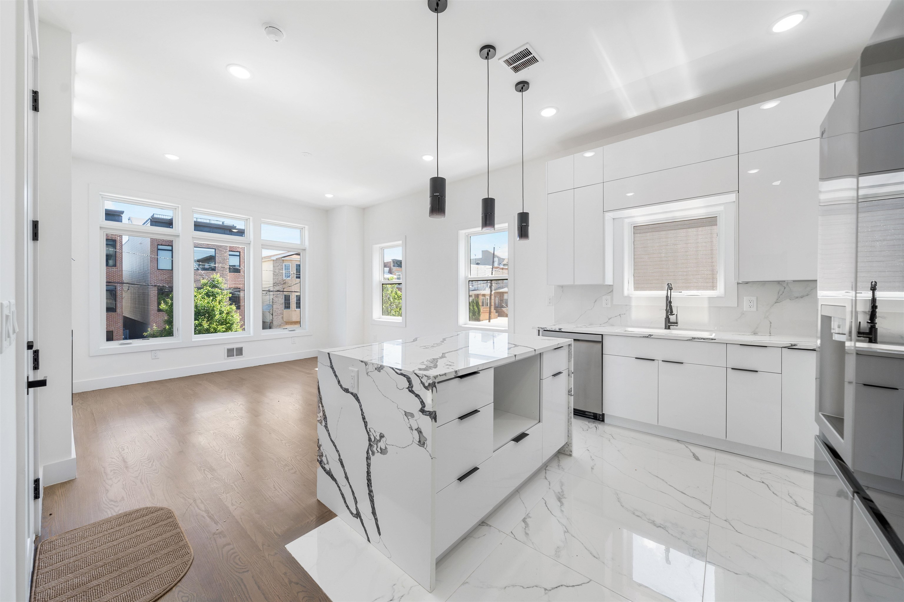 103 Poplar St #1, Jersey City, New Jersey image 5