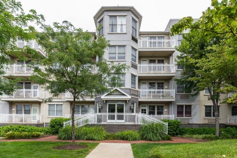 Townhouse For Sale - 4 Constellation Pl #406<br/> Hudson County, Jersey City, NJ 07305
