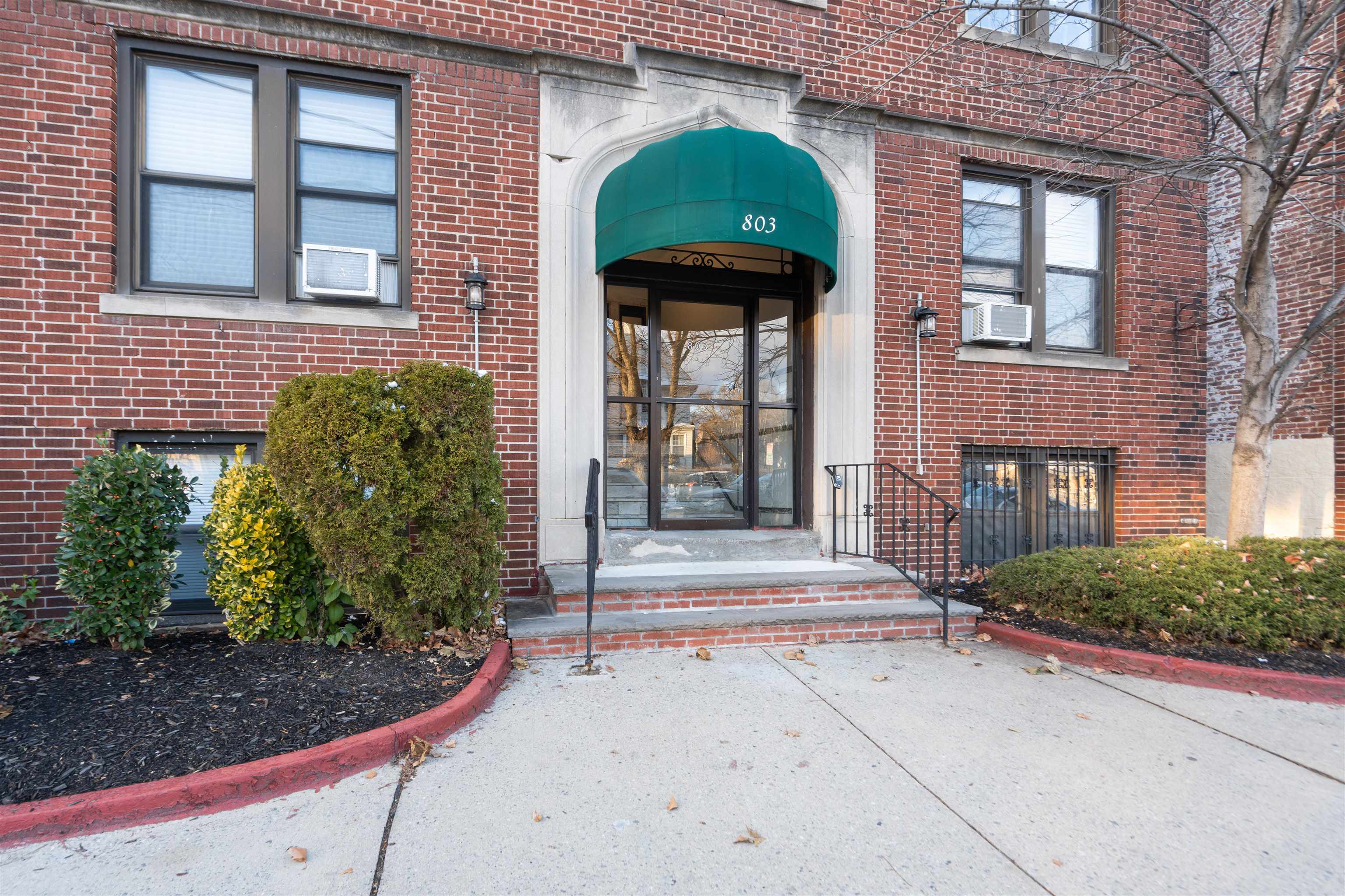 803 Avenue A #3B, Bayonne, New Jersey image 11