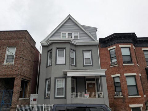 Apartment For Rent - 6114 Monroe Pl #2<br/> West New York, NJ 07093