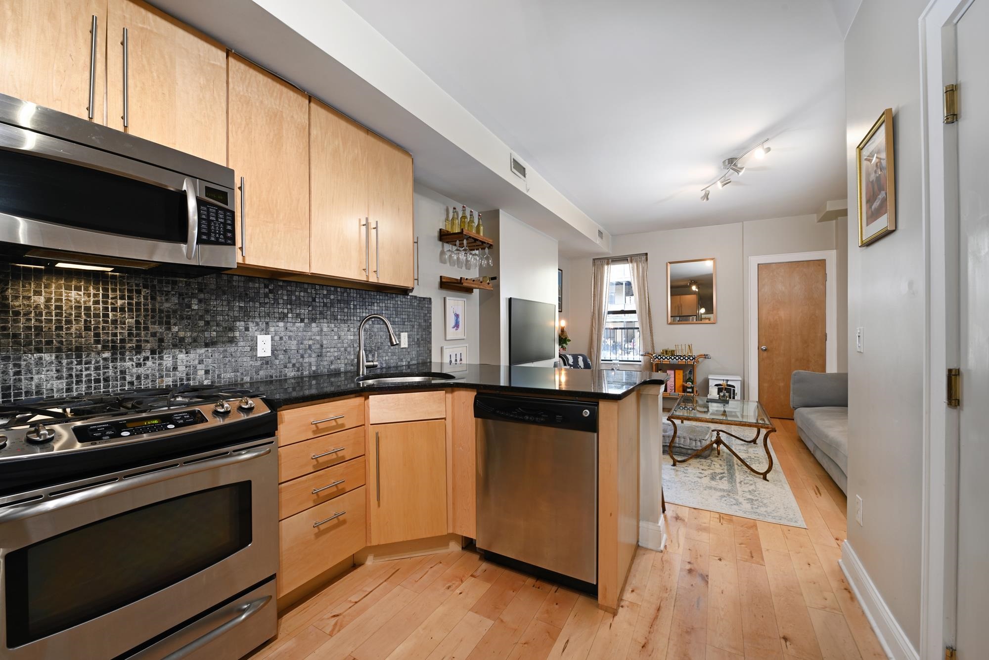 406 Grand St #3, Hoboken, New Jersey image 10