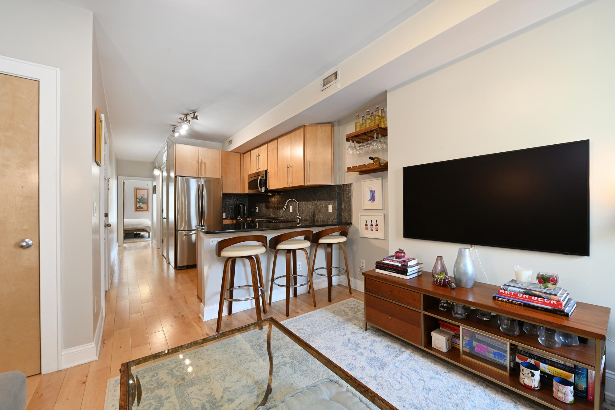 406 Grand St #3, Hoboken, New Jersey image 6