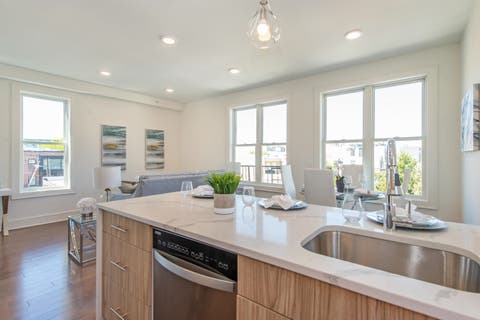 Featured picture for the property 240009997
