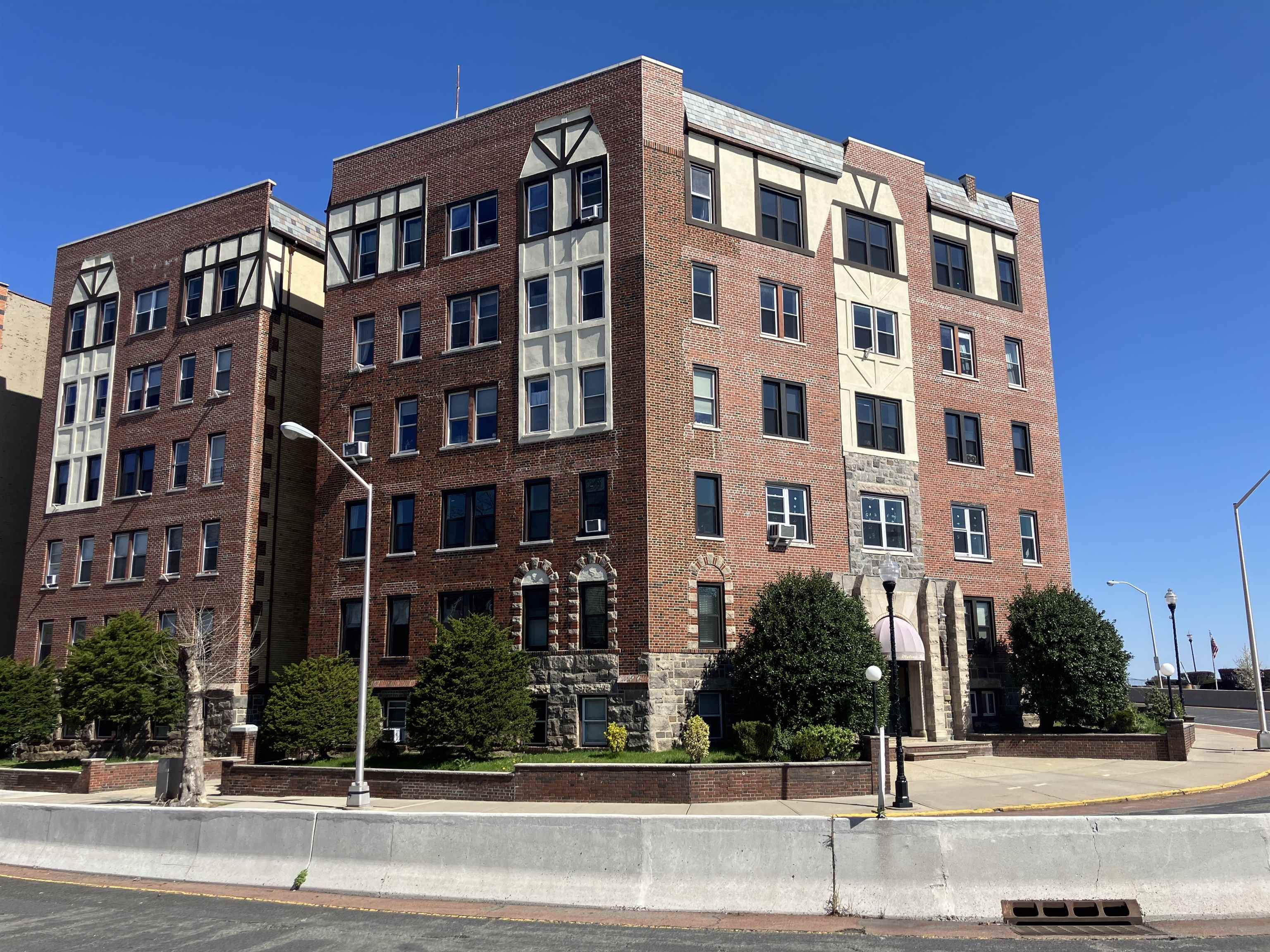 7435 Blvd East #39, North Bergen, New Jersey image 1