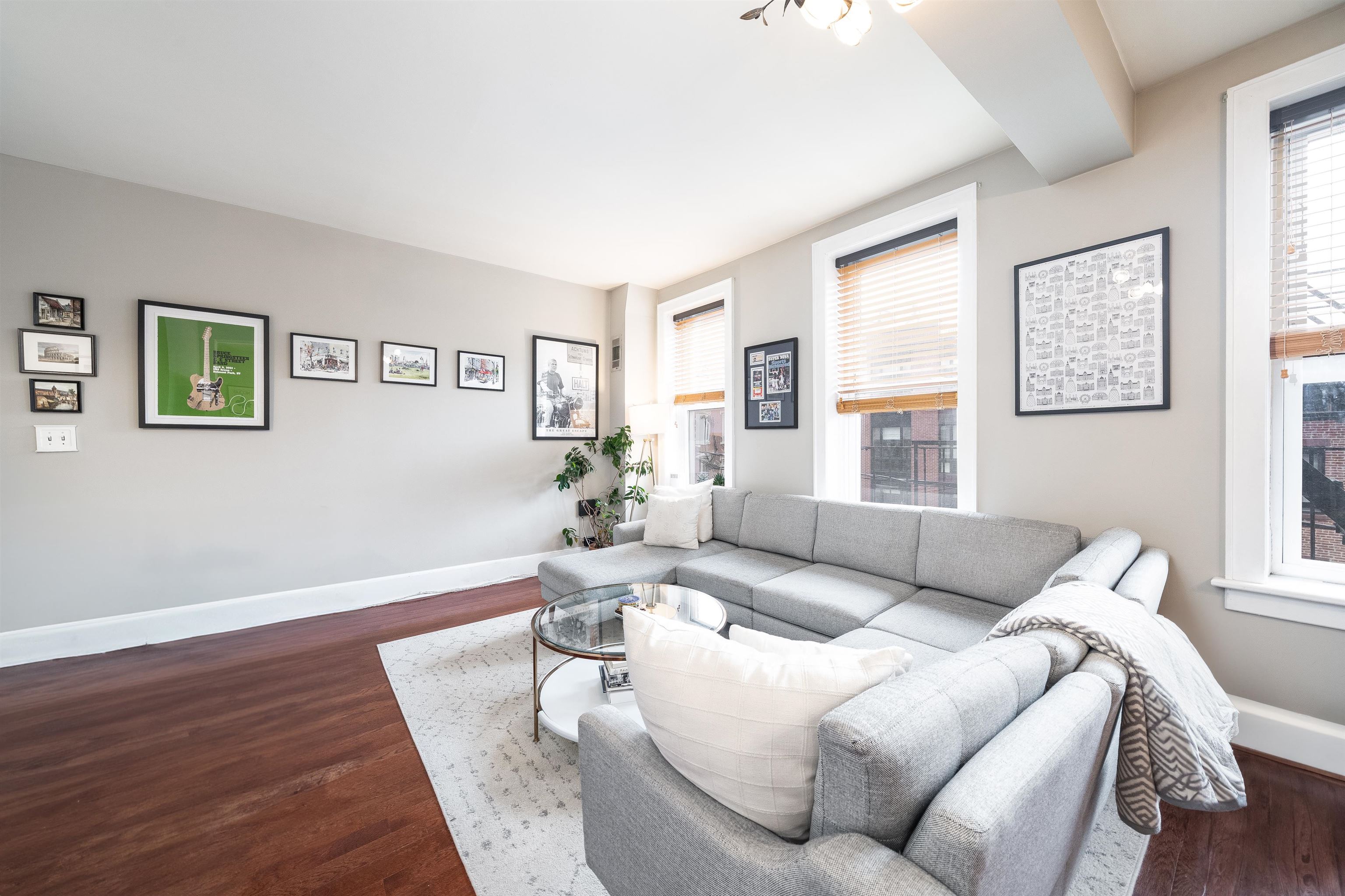 215 Bloomfield St #3W, Hoboken, New Jersey image 4