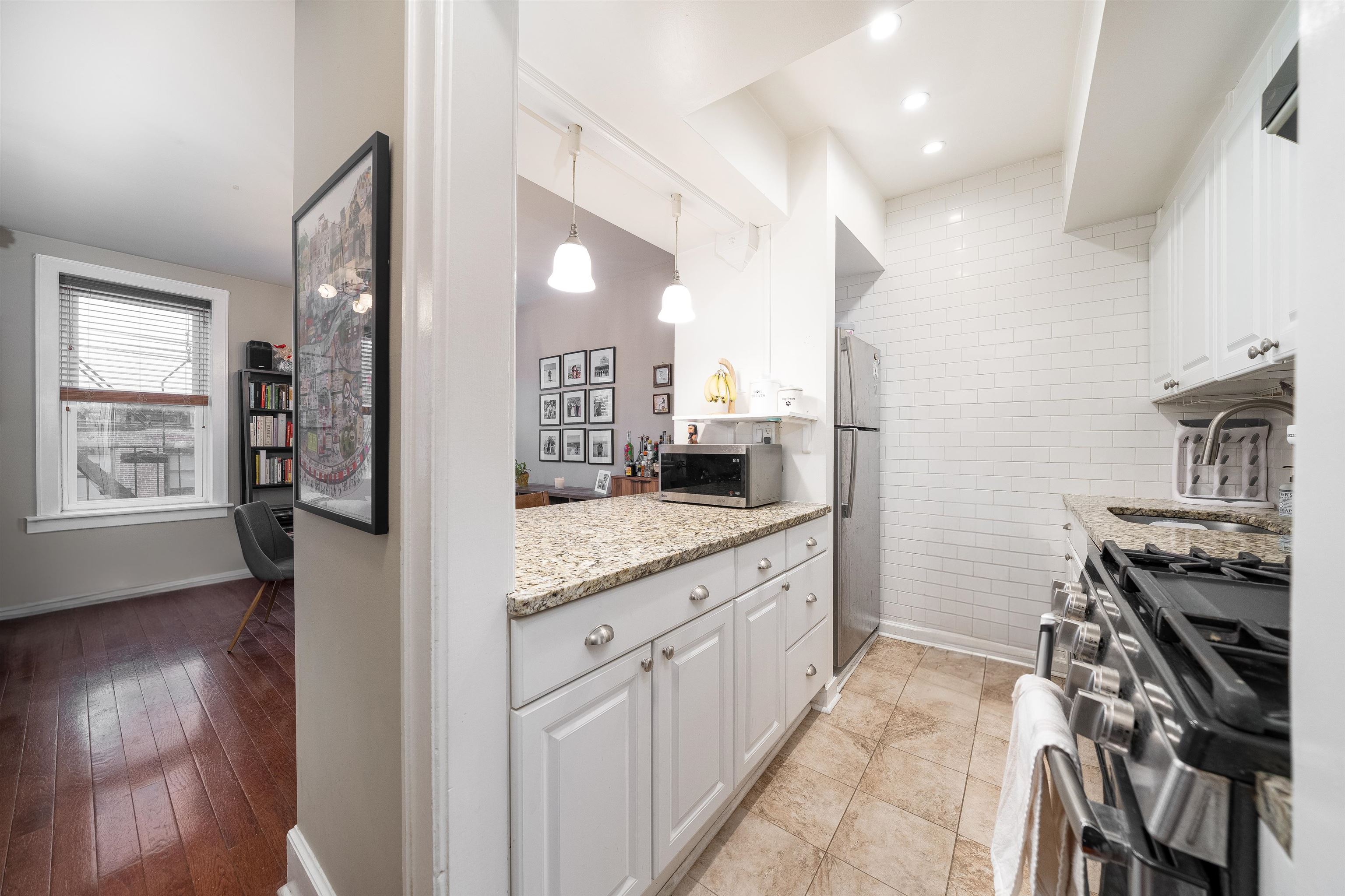 215 Bloomfield St #3W, Hoboken, New Jersey image 10