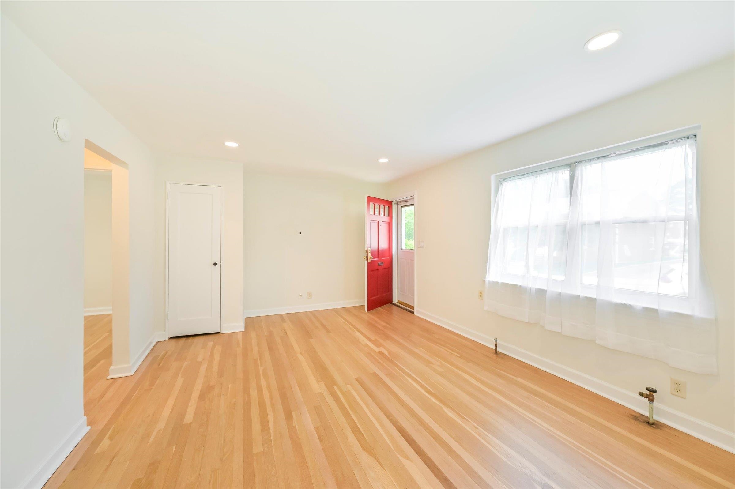 461 Heath Pl #23, Hackensack, New Jersey image 2